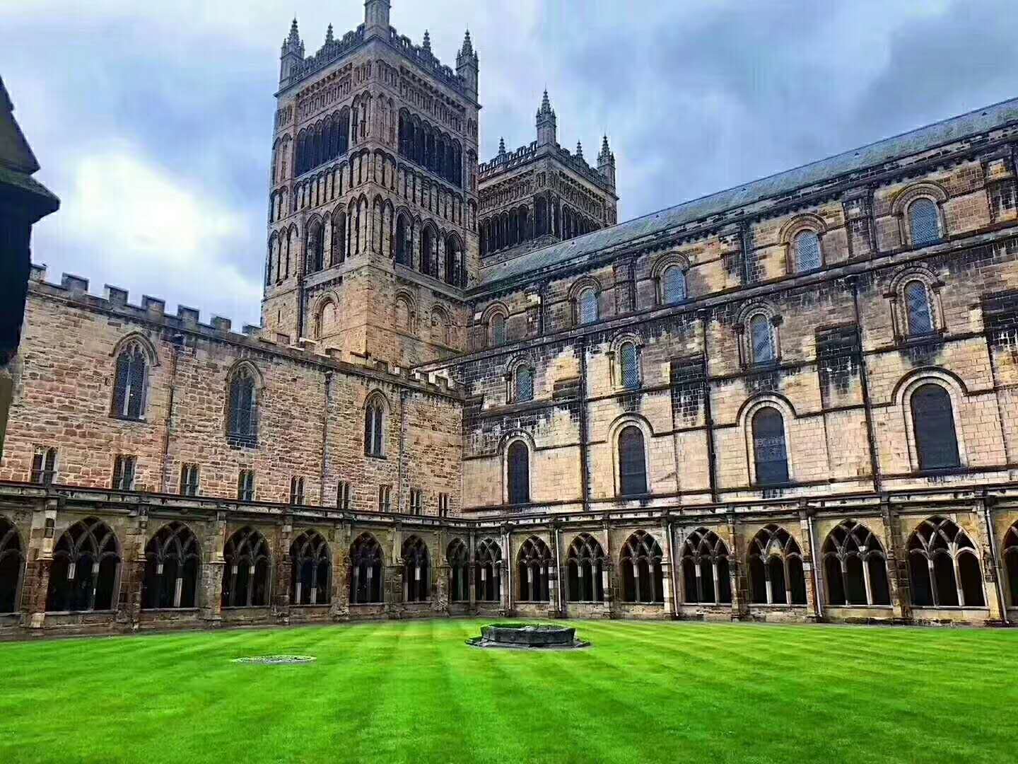 英国哲学专业大解析！附专业名校推荐(图1)